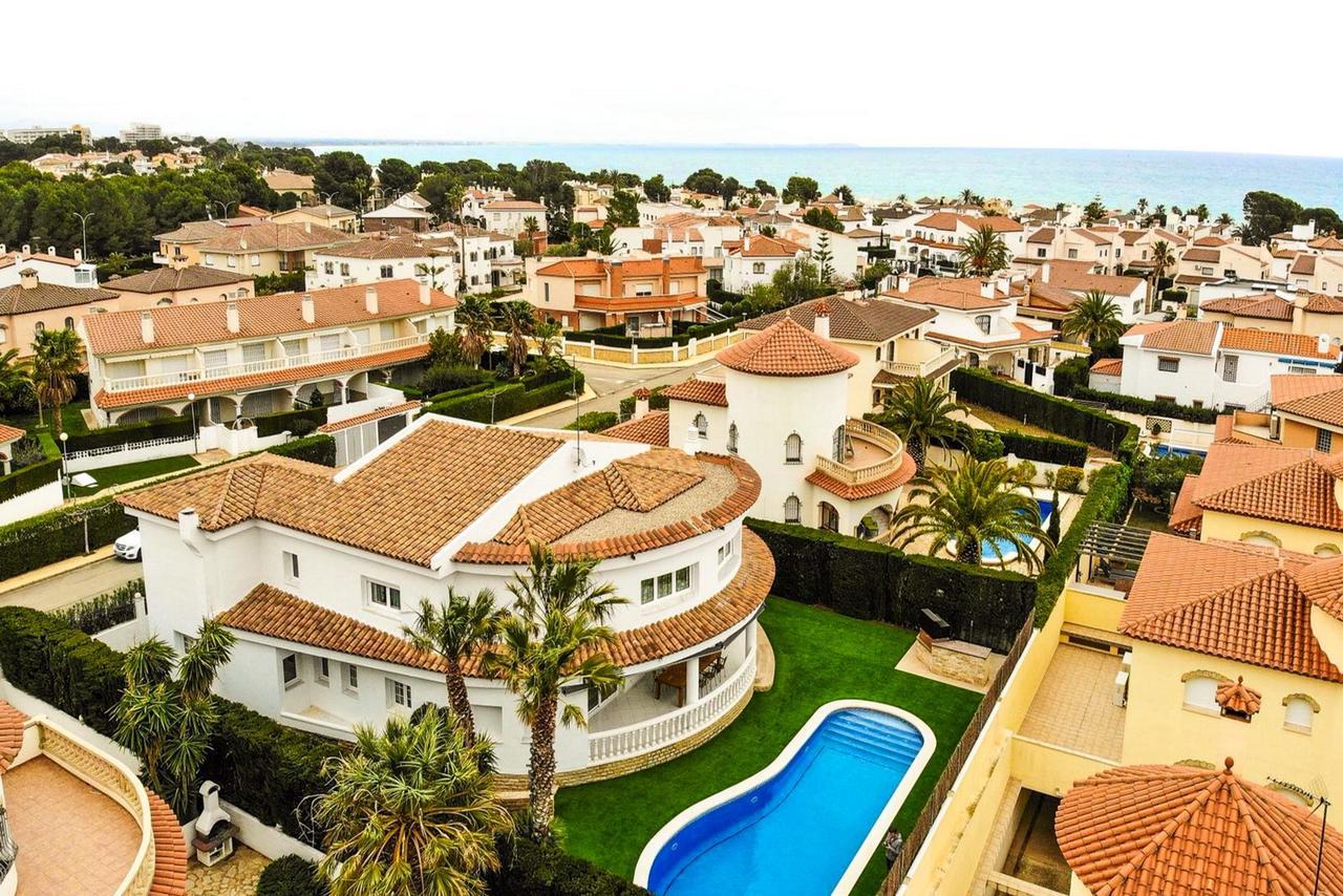 Arenda Alamo Pino Alto Miami Playa